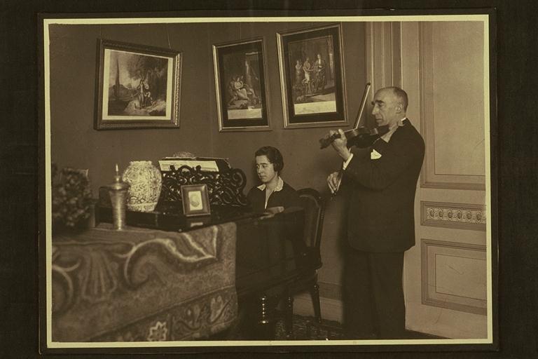 [Officiële handelingen van burgemeester Mr. F.J. van Lanschot tijdens zijn ambtsperiode van 1917-1941]