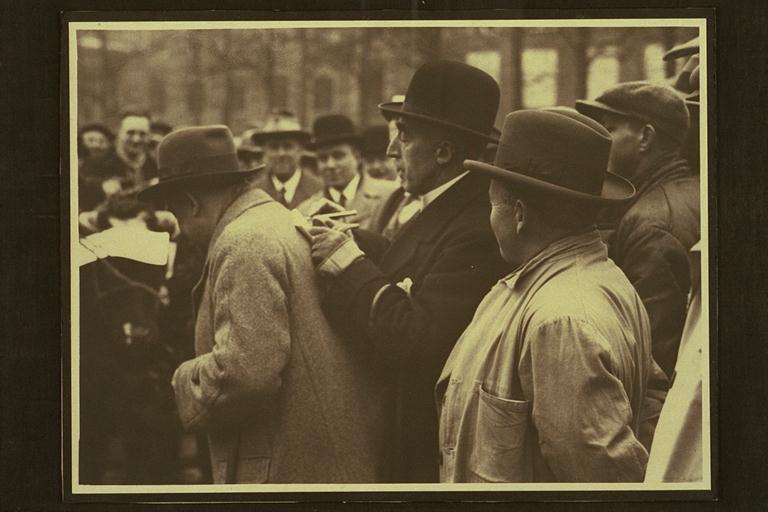 [Officiële handelingen van burgemeester Mr. F.J. van Lanschot tijdens zijn ambtsperiode van 1917-1941]
