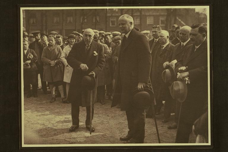 [Officiële handelingen van burgemeester Mr. F.J. van Lanschot tijdens zijn ambtsperiode van 1917-1941]