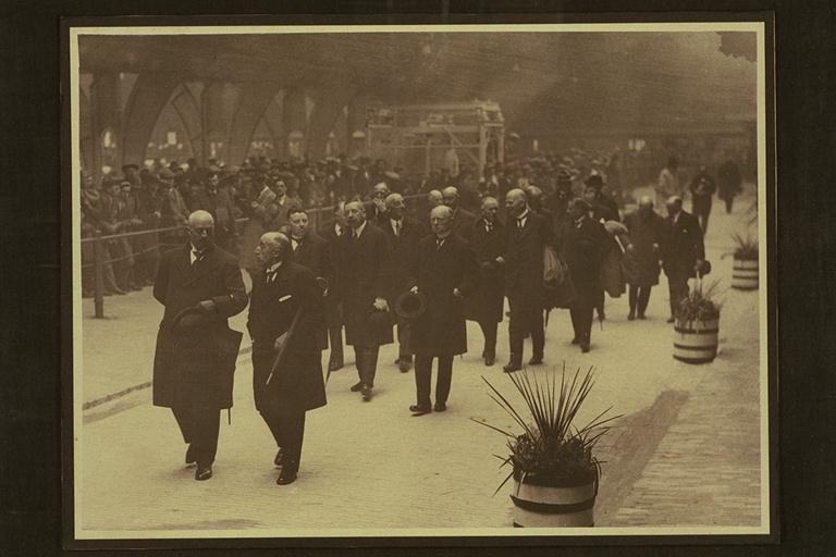 [Officiële handelingen van burgemeester Mr. F.J. van Lanschot tijdens zijn ambtsperiode van 1917-1941]