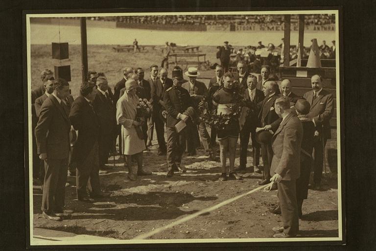 [Officiële handelingen van burgemeester Mr. F.J. van Lanschot tijdens zijn ambtsperiode van 1917-1941]
