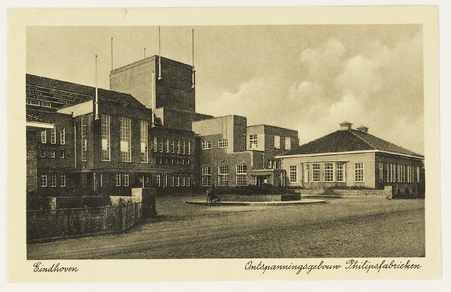Eindhoven. Ontspanningsgebouw Philipsfabrieken