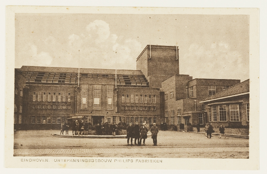 Eindhoven. Ontspanningsgebouw Philips Fabrieken